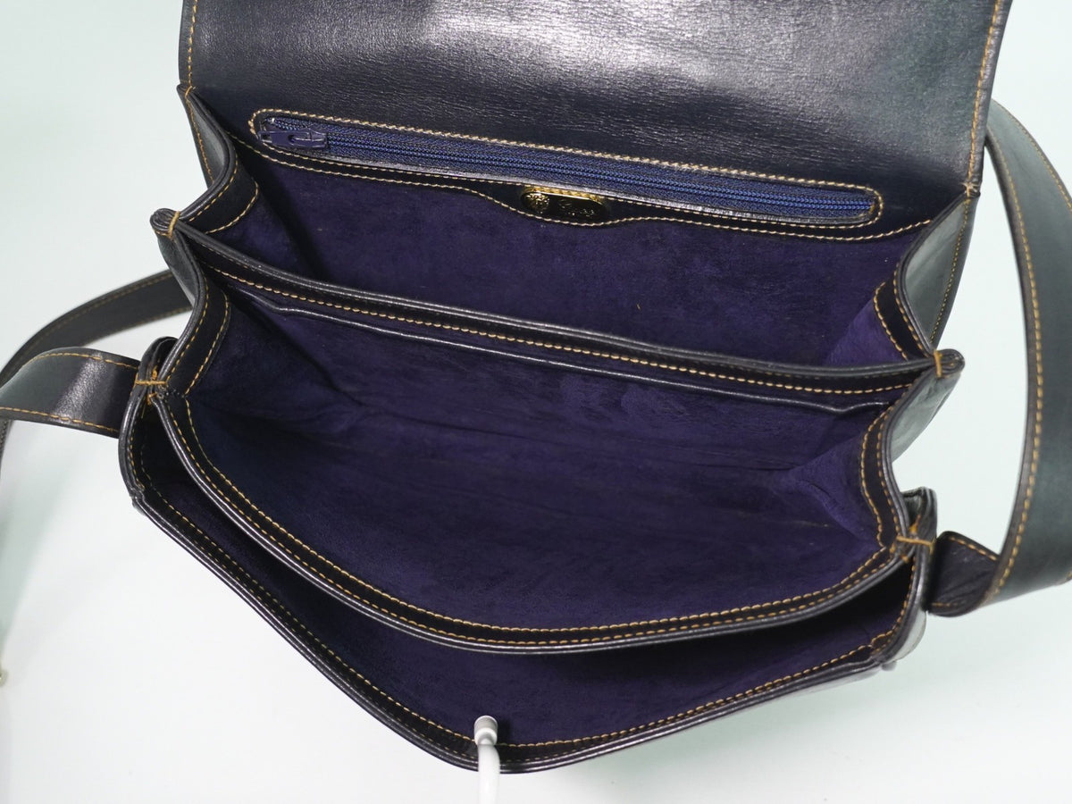 Gucci Vintage Leather Navy Leather Shoulder Bag Bag (Pre-Owned)