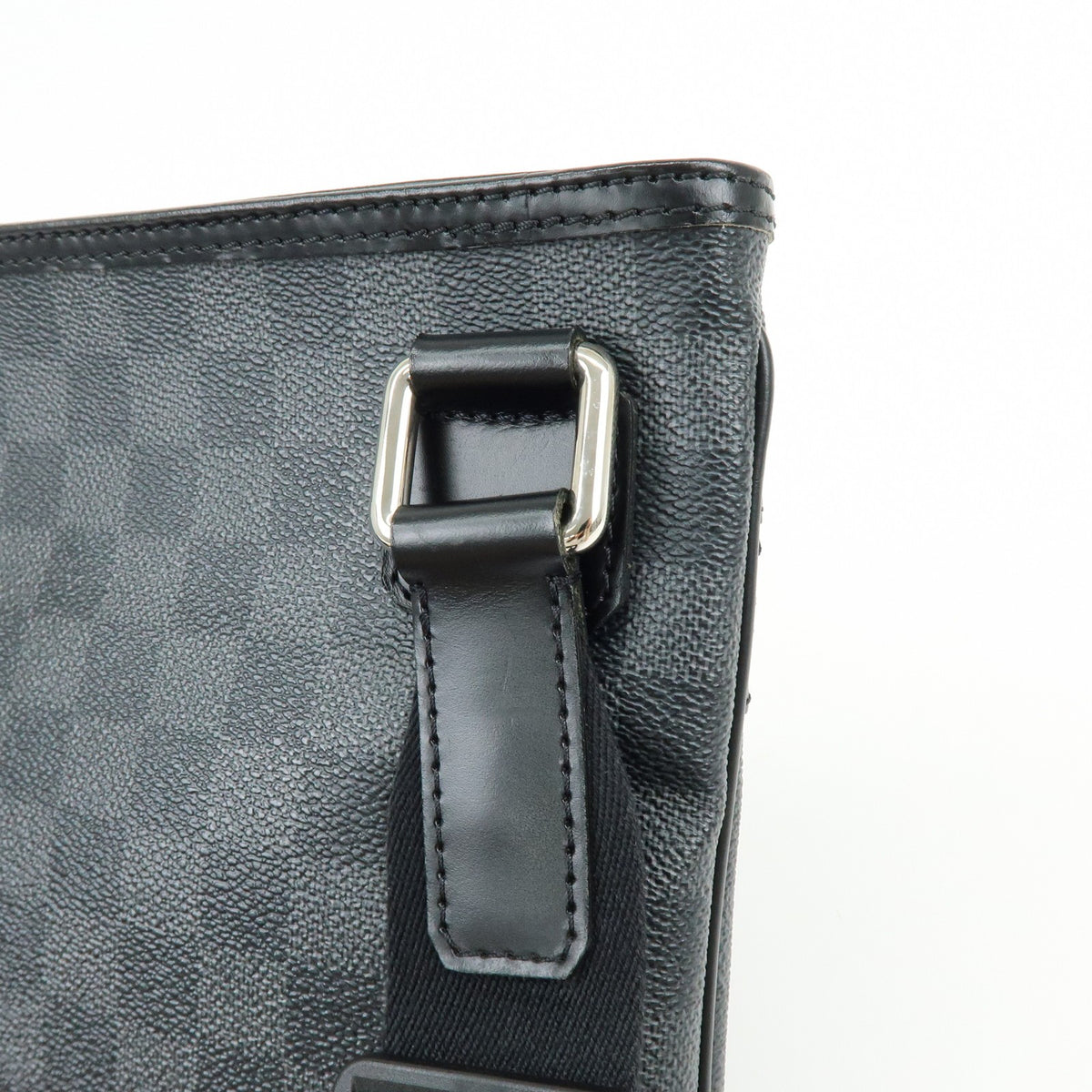 Louis Vuitton Thomas Damier Graphite Black Canvas Handbag (Pre-Owned)