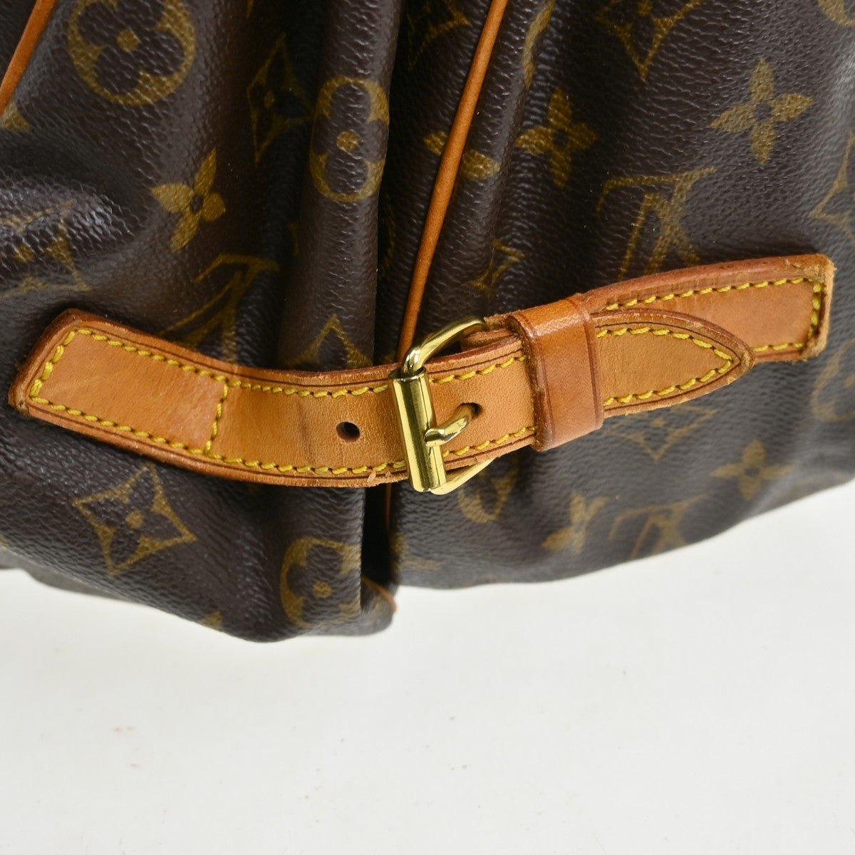 Louis Vuitton Saumur Monogram Canvas Brown Canvas Handbag (Pre-Owned)
