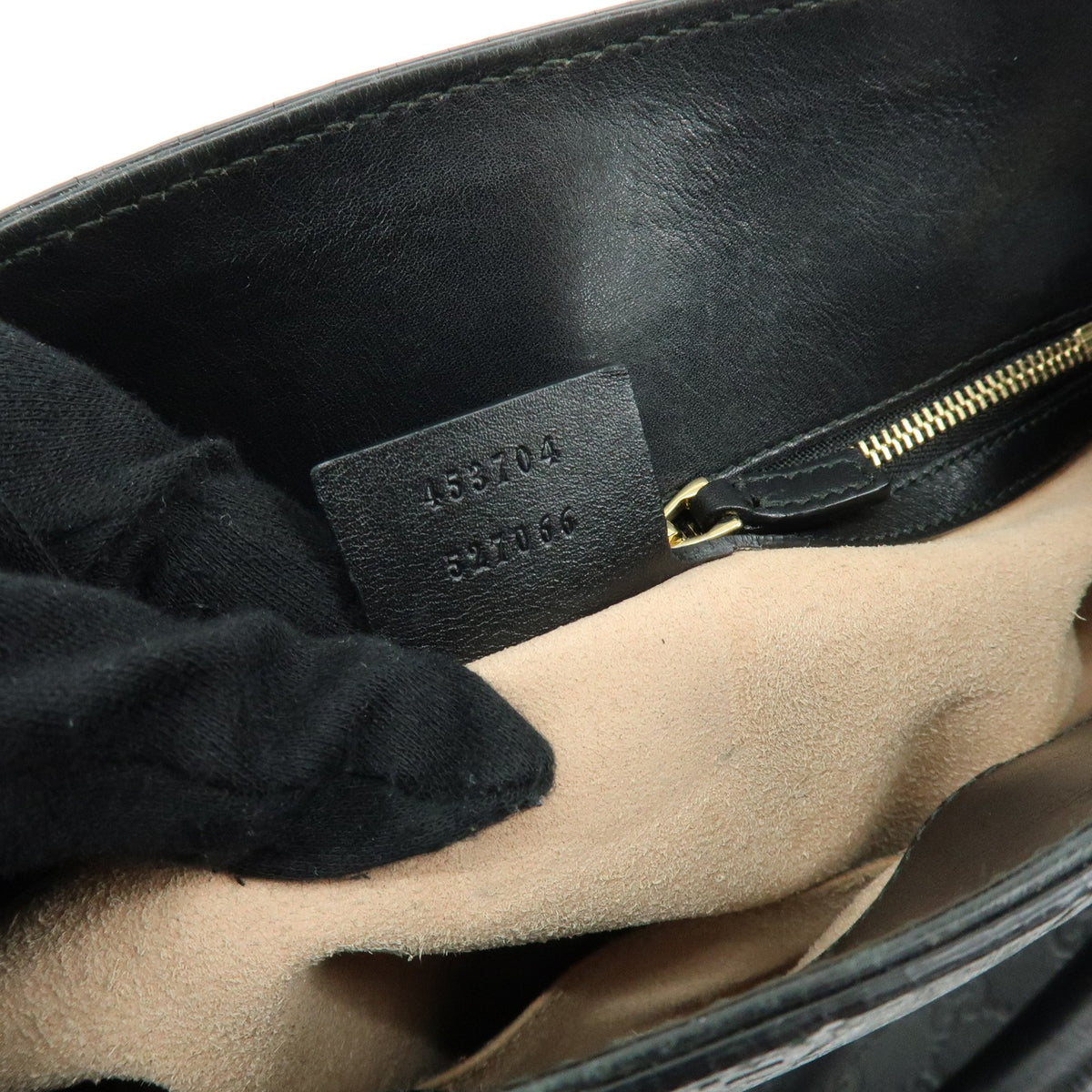 Gucci Soft Signature Convertible Top Handle Guccissima Leather Black Leather Handbag (Pre-Owned)
