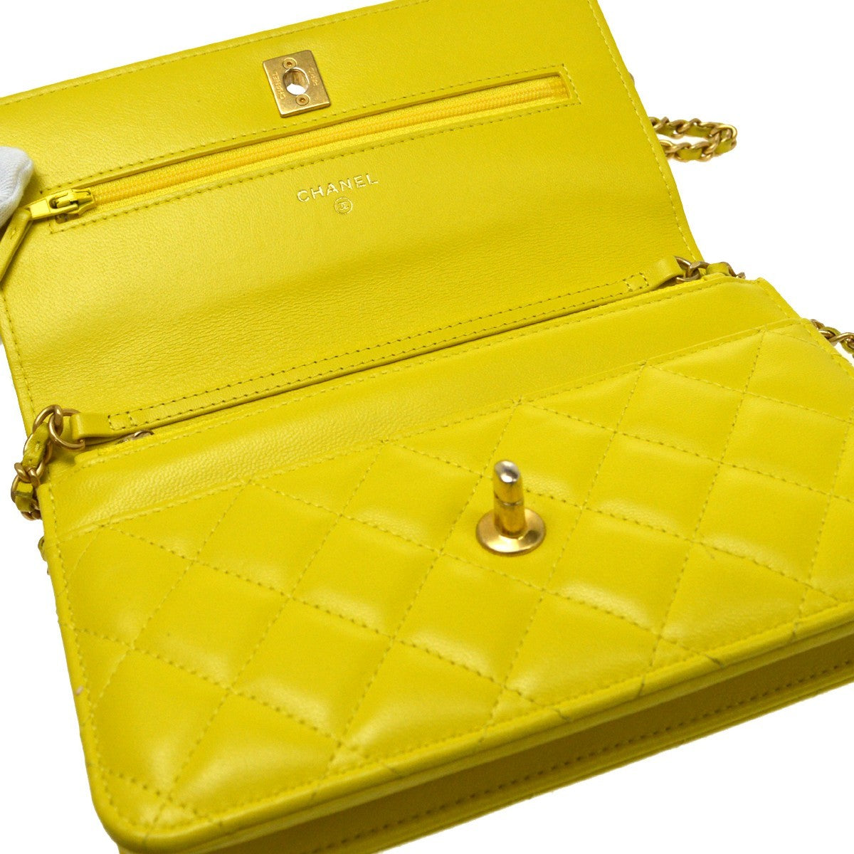 Chanel Pearl Crush Wallet On Chain Quilted Lambskin Yellow Leather Shoulder Bag Bag (Pre-Owned)