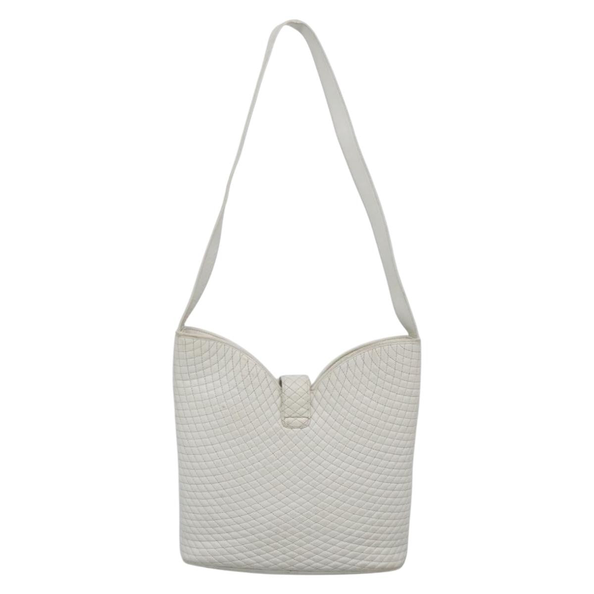 Bally Vintage Quilted Leather White Leather Shoulder Bag Bag (Pre-Owned)
