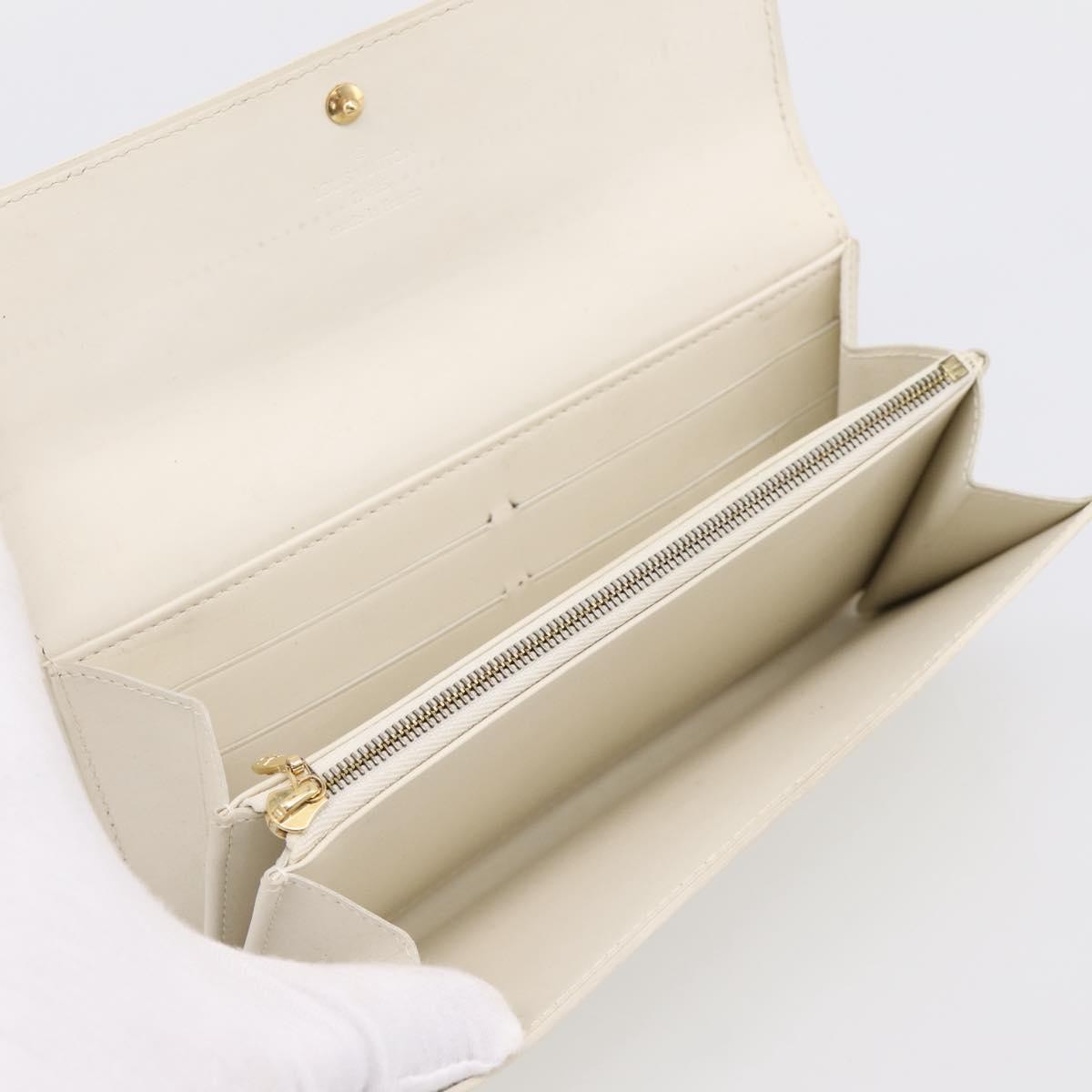 Louis Vuitton Vintage Sarah Monogram Vernis Beige Patent_Leather Wallets Accessory (Pre-Owned)
