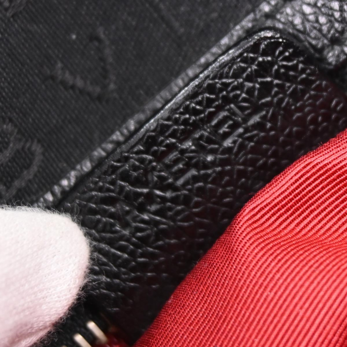 Bvlgari Logomania Canvas Black Canvas Handbag (Pre-Owned)
