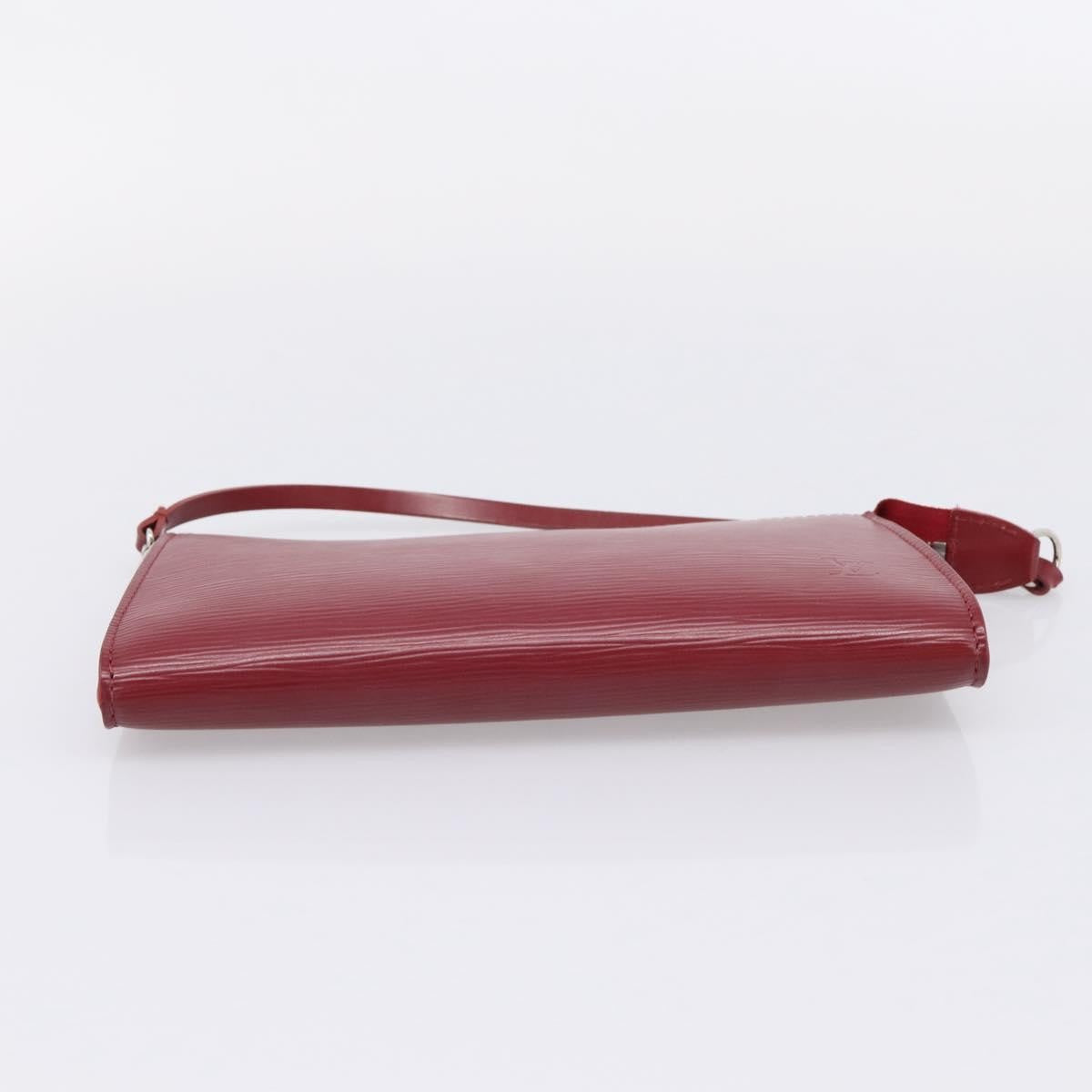 Louis Vuitton Pochette Accessoires Nm Epi Leather Red Leather Clutche & Pouche Bag (Pre-Owned)