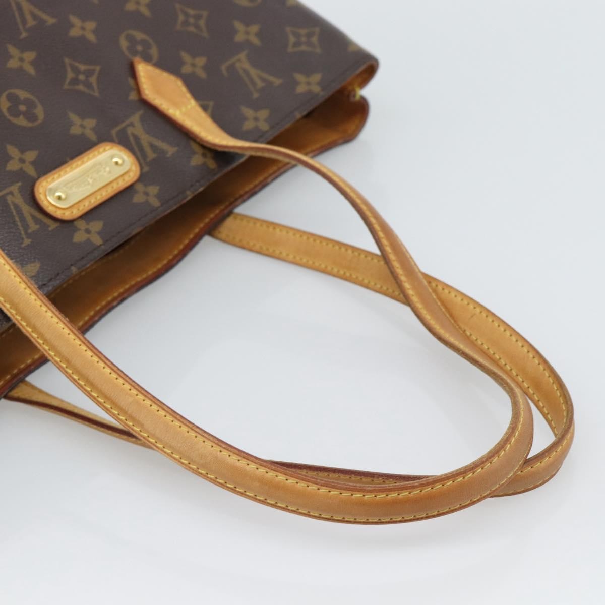 Louis Vuitton Wilshire Monogram Canvas Brown Canvas Handbag (Pre-Owned)