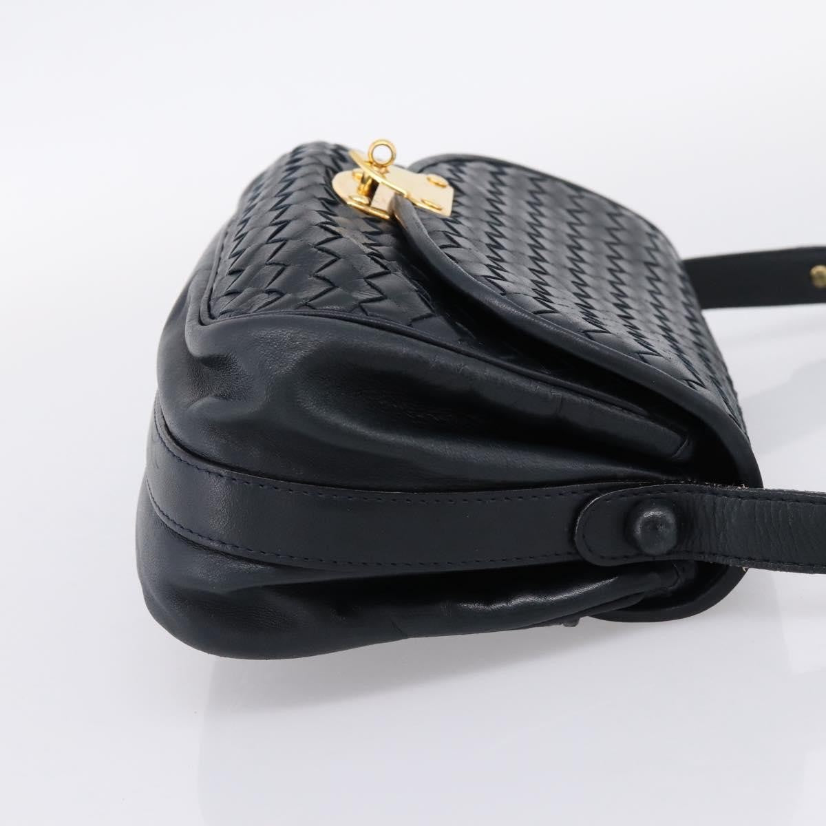 Bottega Veneta Shoulder Leather Black Leather Shoulder Bag Bag (Pre-Owned)