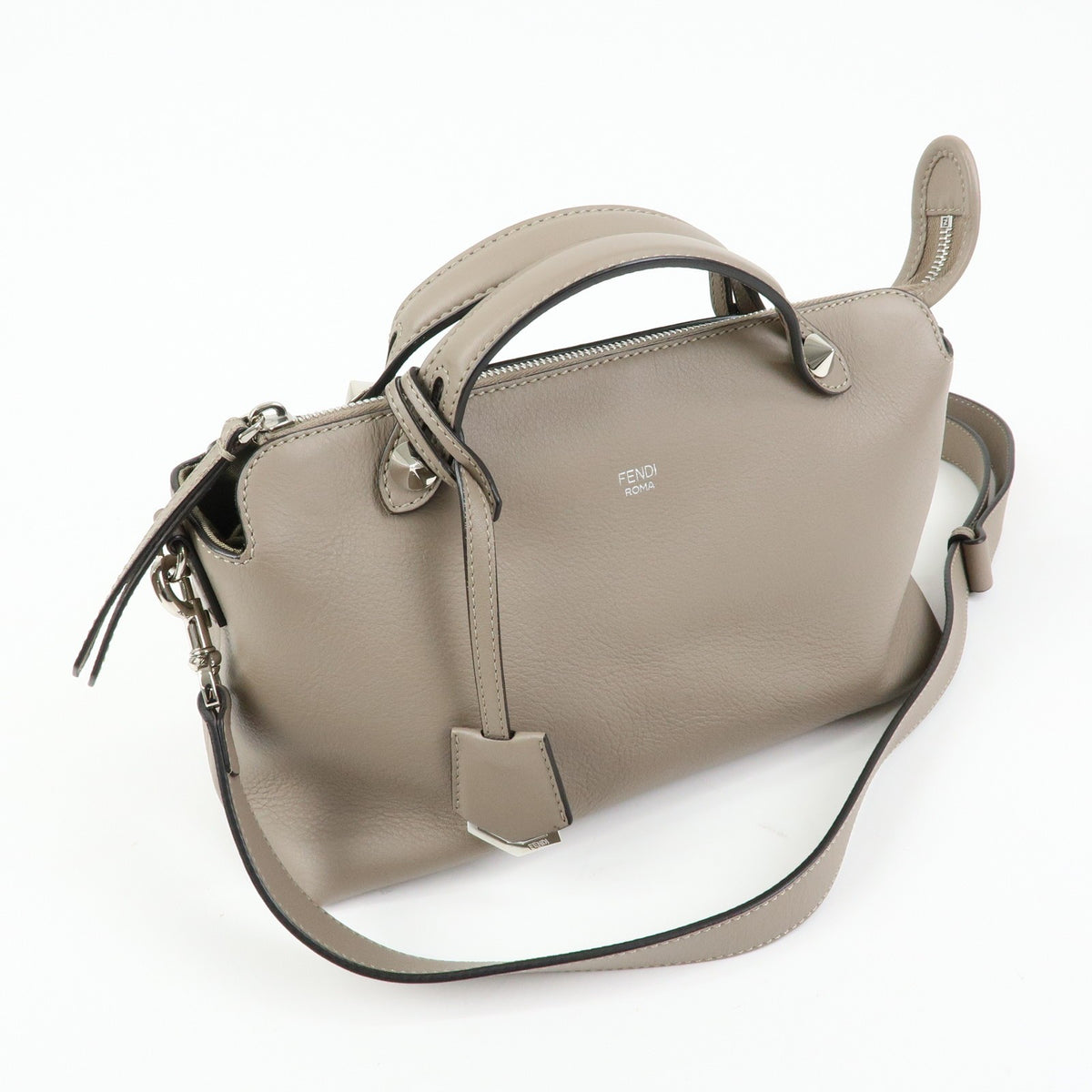 Fendi By The Way Satchel Leather Beige Leather Handbag (Pre-Owned)
