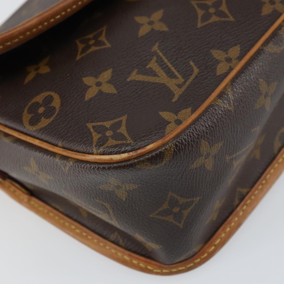 Louis Vuitton Sologne Monogram Canvas Brown Canvas Shoulder Bag Bag (Pre-Owned)