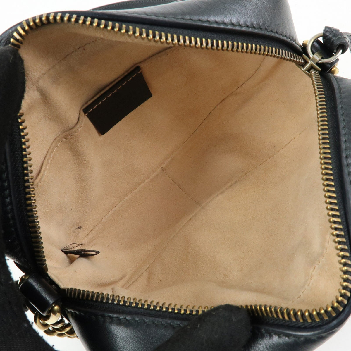 Gucci Gg Marmont Matelasse Patent Black Leather Shoulder Bag Bag (Pre-Owned)