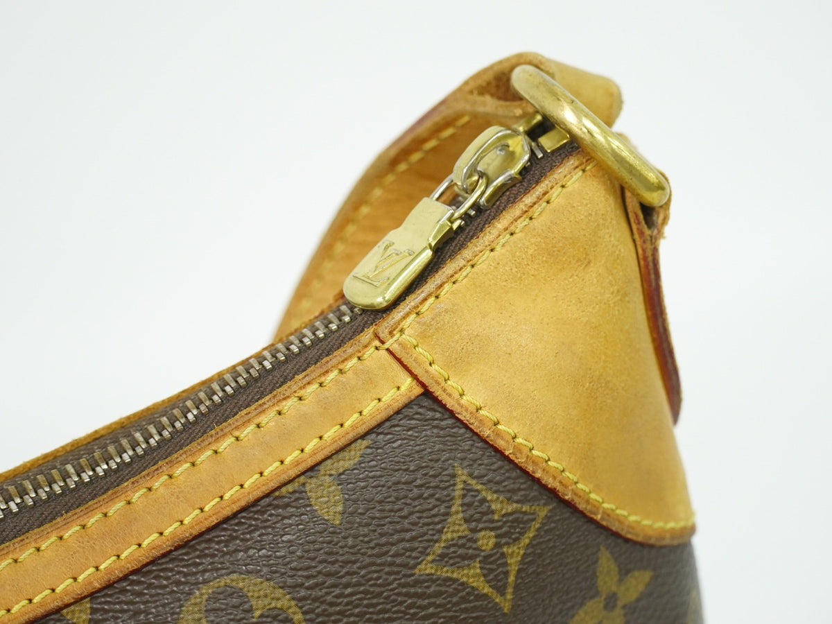 Louis Vuitton Odeon Monogram Canvas Brown Canvas Shoulder Bag Bag (Pre-Owned)