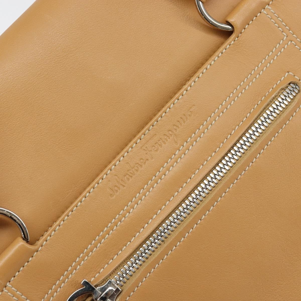 Salvatore Ferragamo Gancini Tote Leather Beige Leather Tote Bag Bag (Pre-Owned)