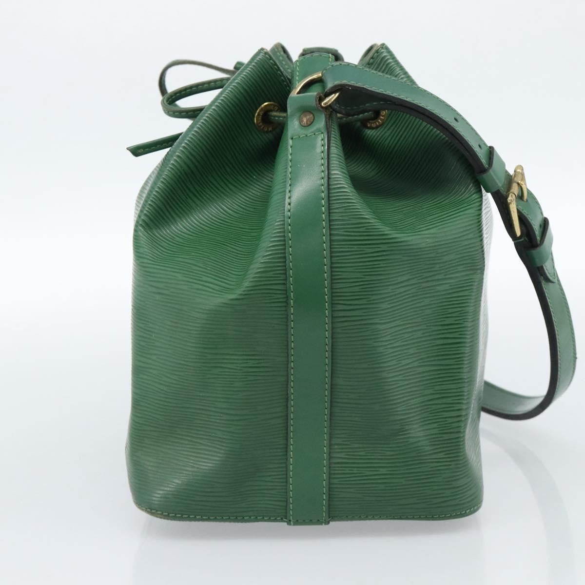 Louis Vuitton Petit Noe Epi Leather Green Leather Shoulder Bag Bag (Pre-Owned)