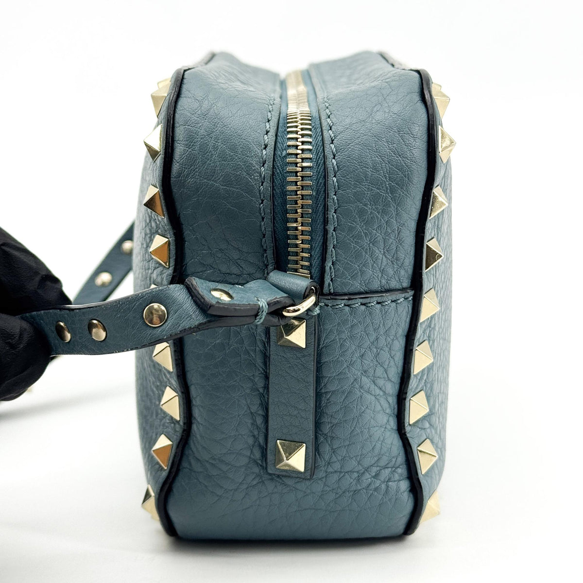 Valentino Garavani Rockstud Camera Leather Blue Leather Crossbody Bag Bag (Pre-Owned)