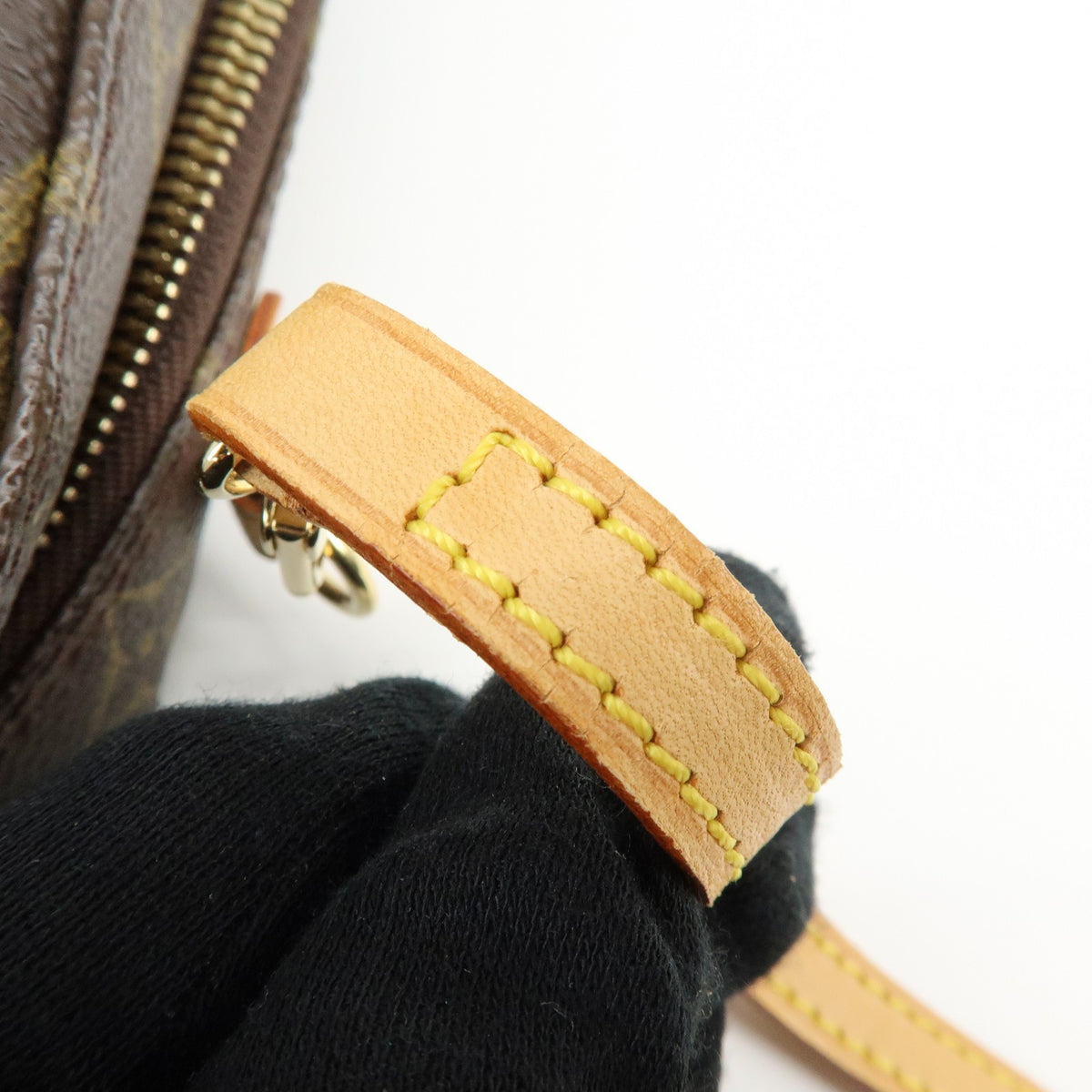 Louis Vuitton Spontini Monogram Canvas Brown Canvas Handbag (Pre-Owned)