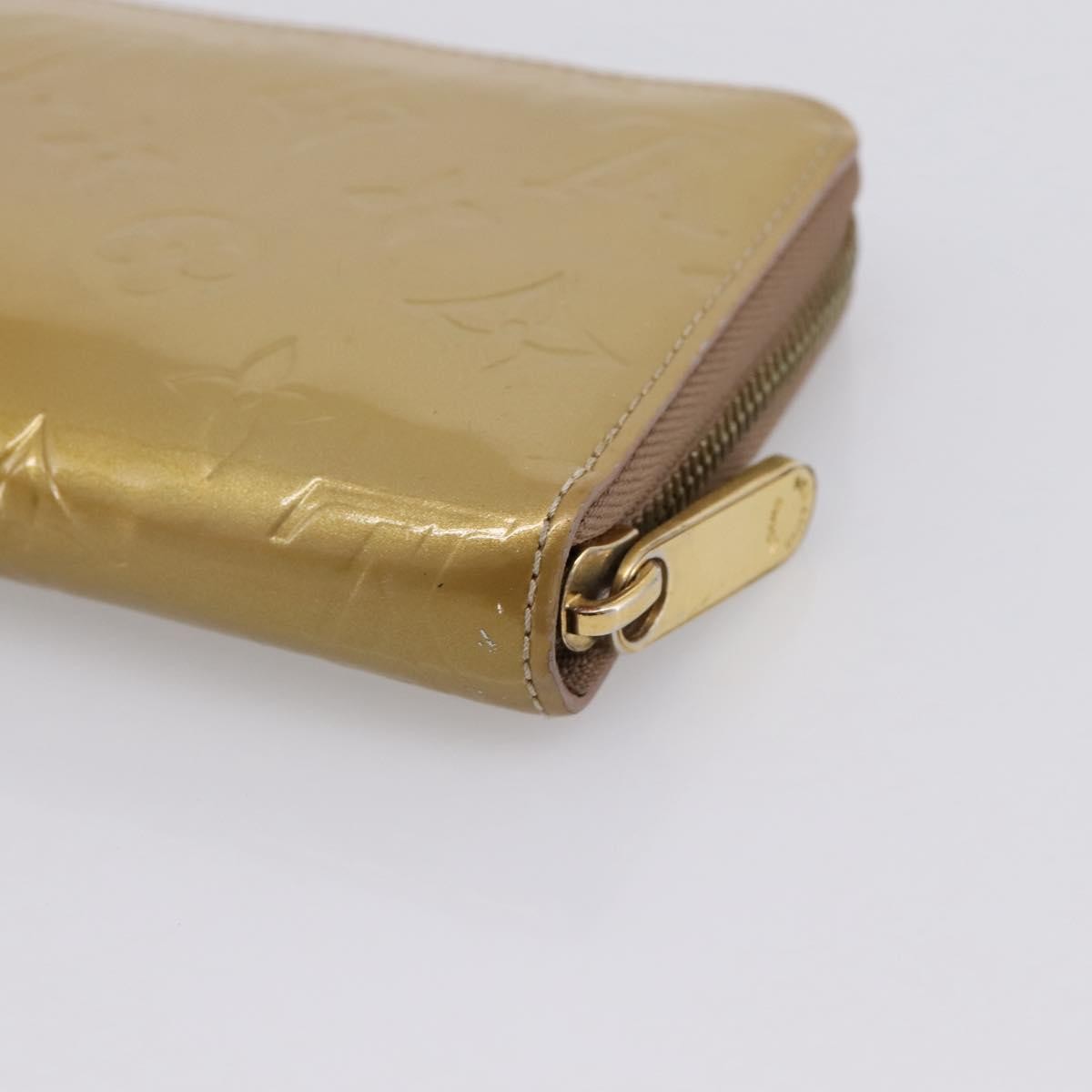 Louis Vuitton Zippy Monogram Vernis Beige Patent_Leather Wallets Accessory (Pre-Owned)