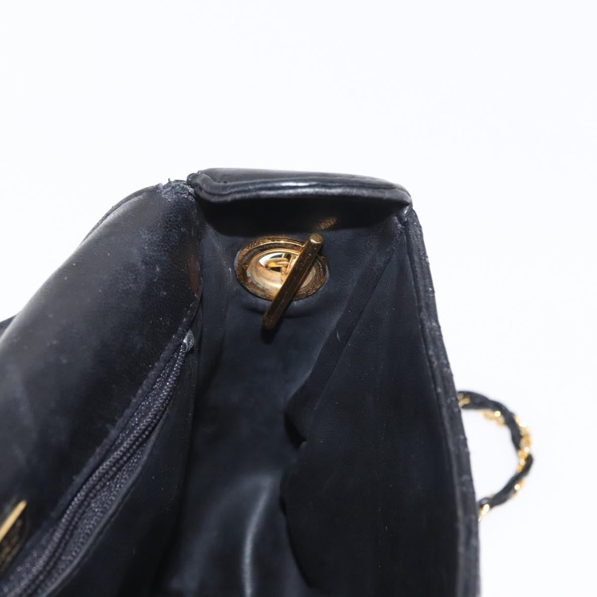 Bally Vintage Leather Black Leather Shoulder Bag Bag (Pre-Owned)
