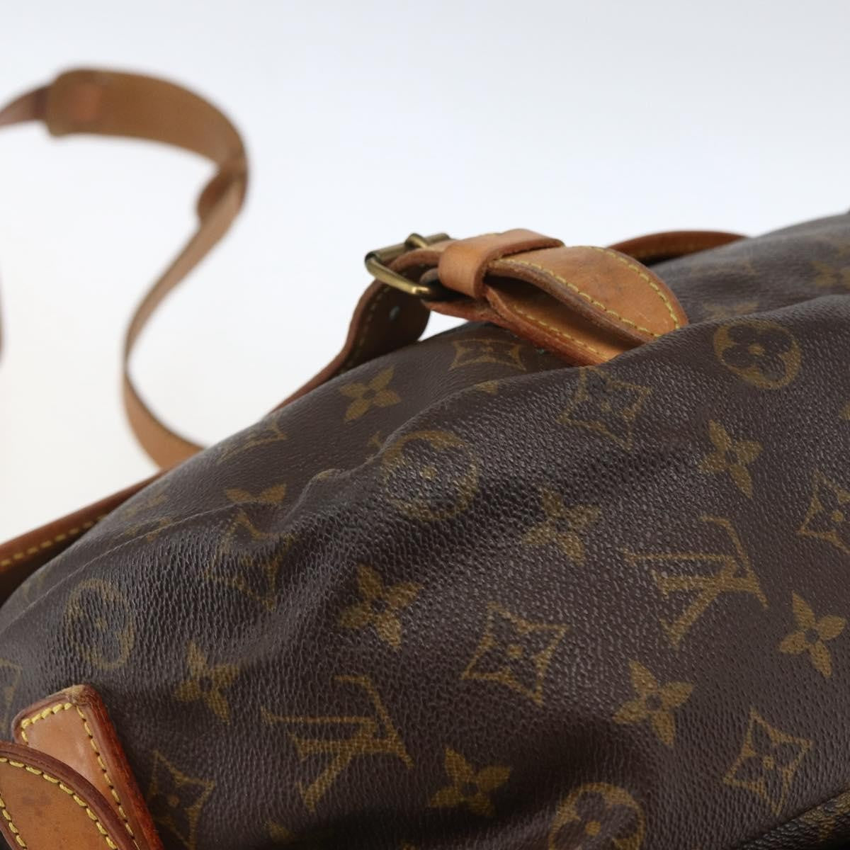 Louis Vuitton Saumur Monogram Canvas Brown Canvas Shoulder Bag Bag (Pre-Owned)