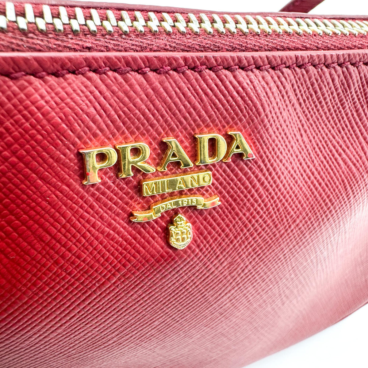 Prada Zip Saffiano Leather Red Leather Shoulder Bag Bag (Pre-Owned)