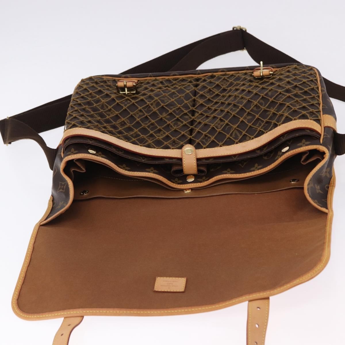 Louis Vuitton Congo Messenger Monogram Canvas Brown Canvas Shoulder Bag Bag (Pre-Owned)