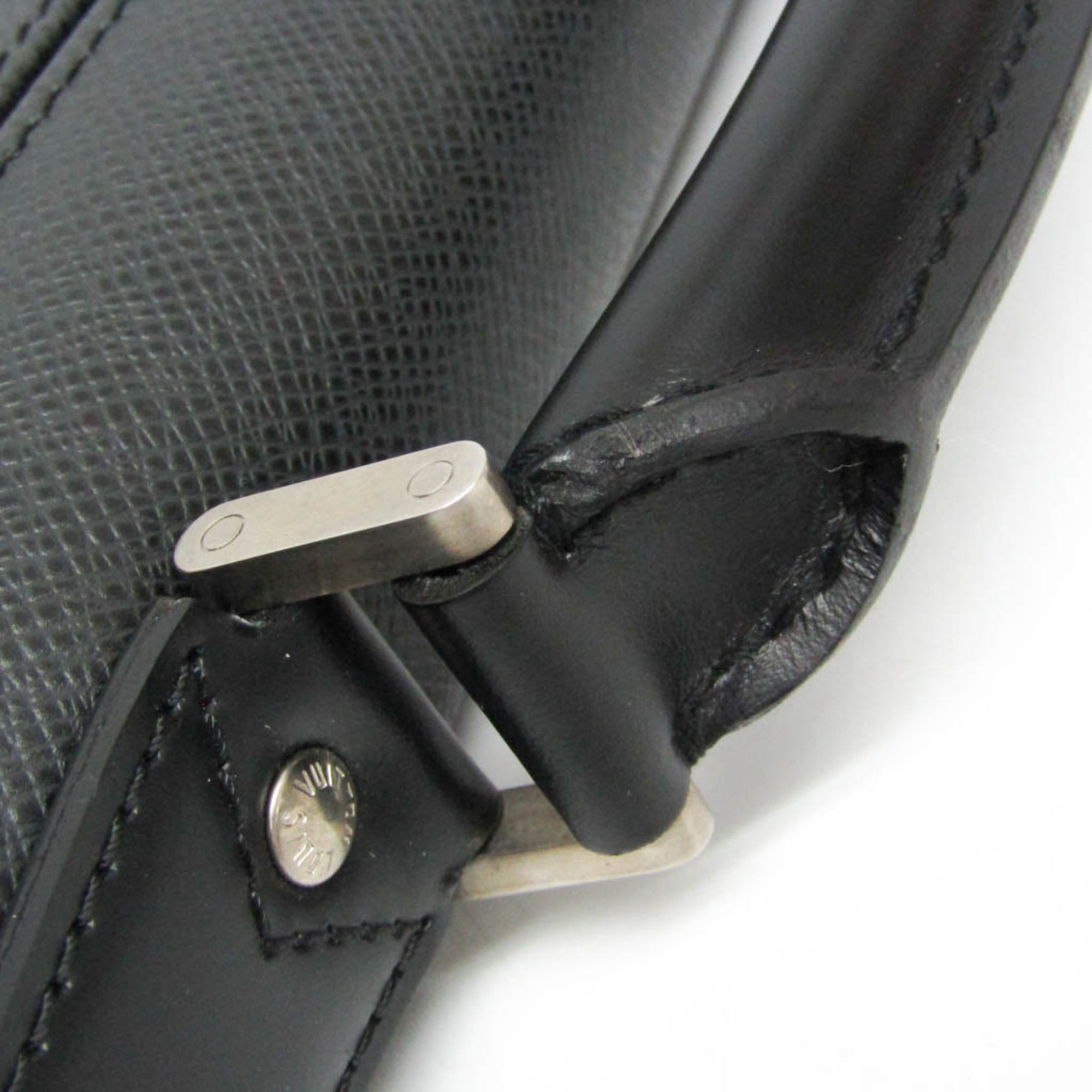 Louis Vuitton Robusto 1 Taiga Leather Black Leather Briefcase Bag (Pre-Owned)