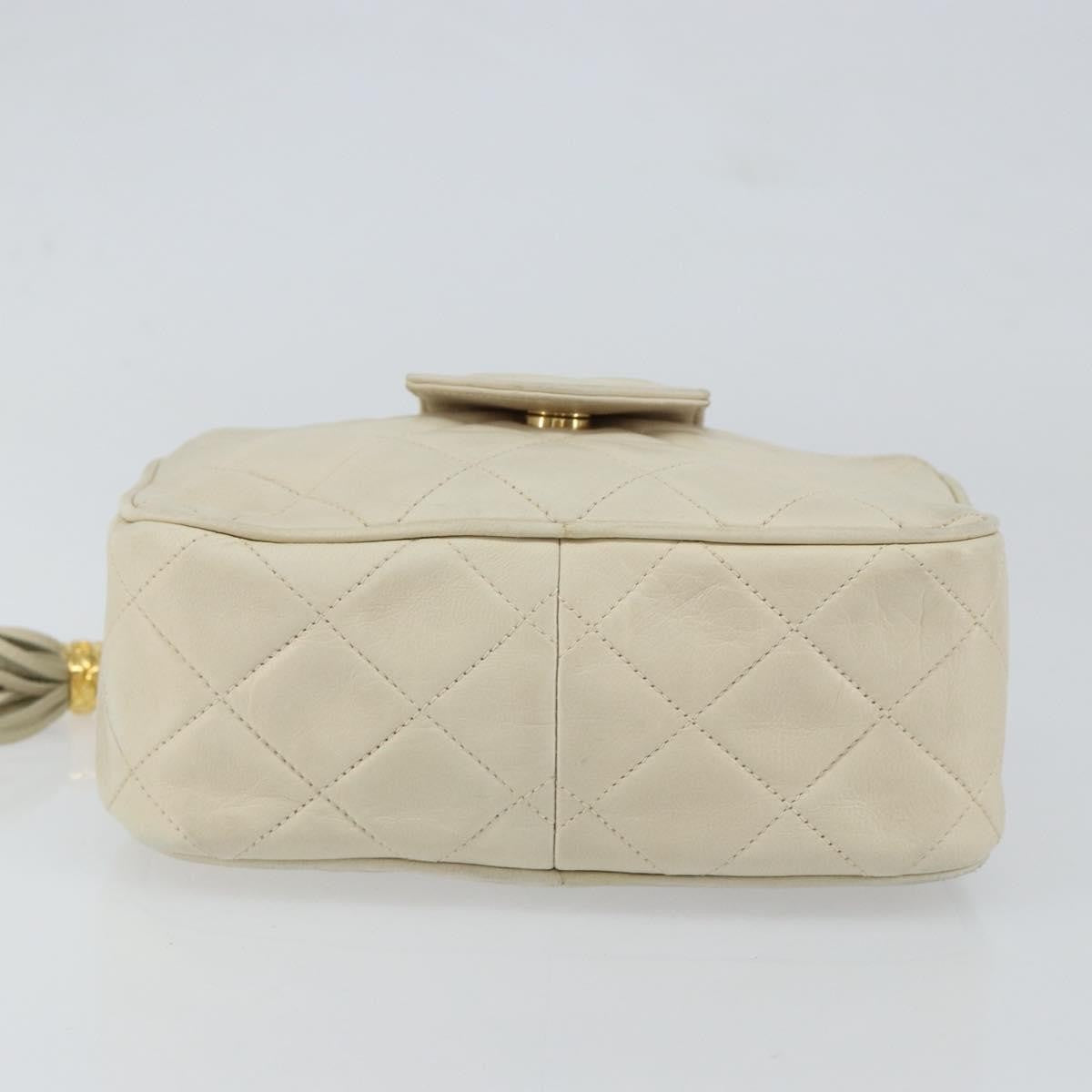 Chanel Vintage Front Pocket Camera Quilted Lambskin Beige Leather Shoulder Bag Bag (Pre-Owned)