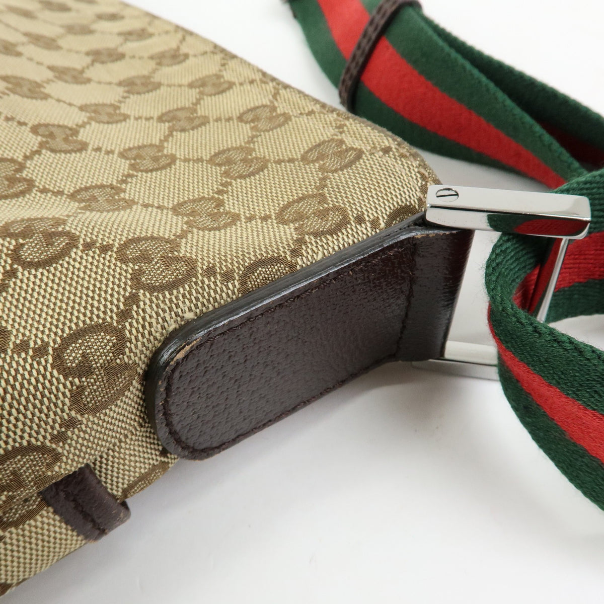 Gucci Web Strap Messenger Gg Canvas Beige Canvas Handbag (Pre-Owned)