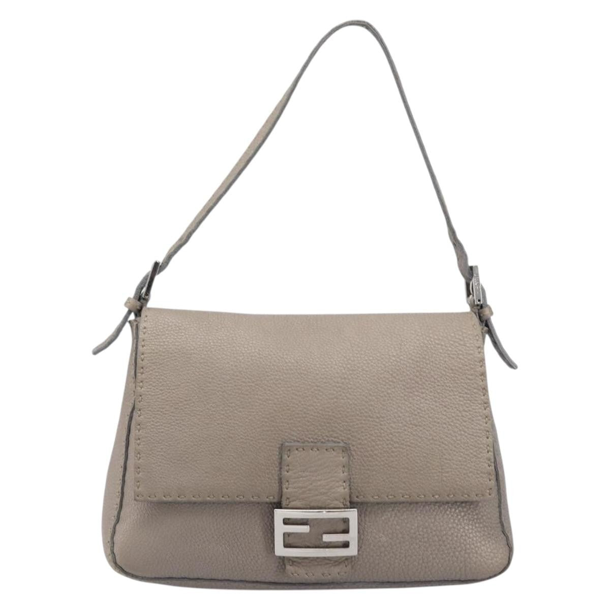 Fendi Selleria Baguette Leather Beige Leather Handbag (Pre-Owned)