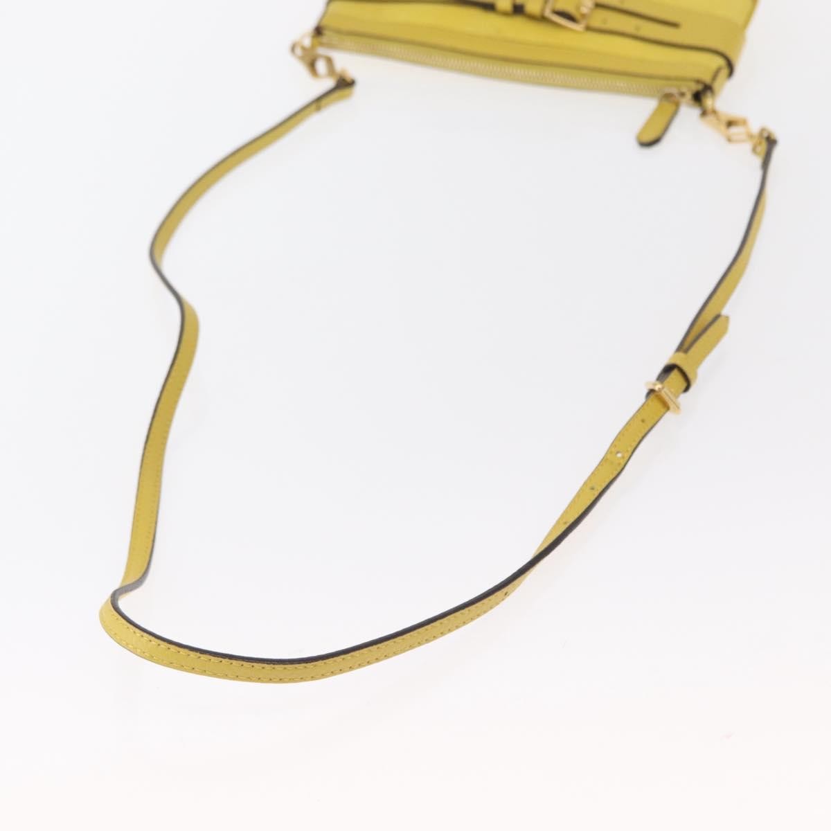Burberry Vintage Leather Yellow Leather Shoulder Bag Bag (Pre-Owned)