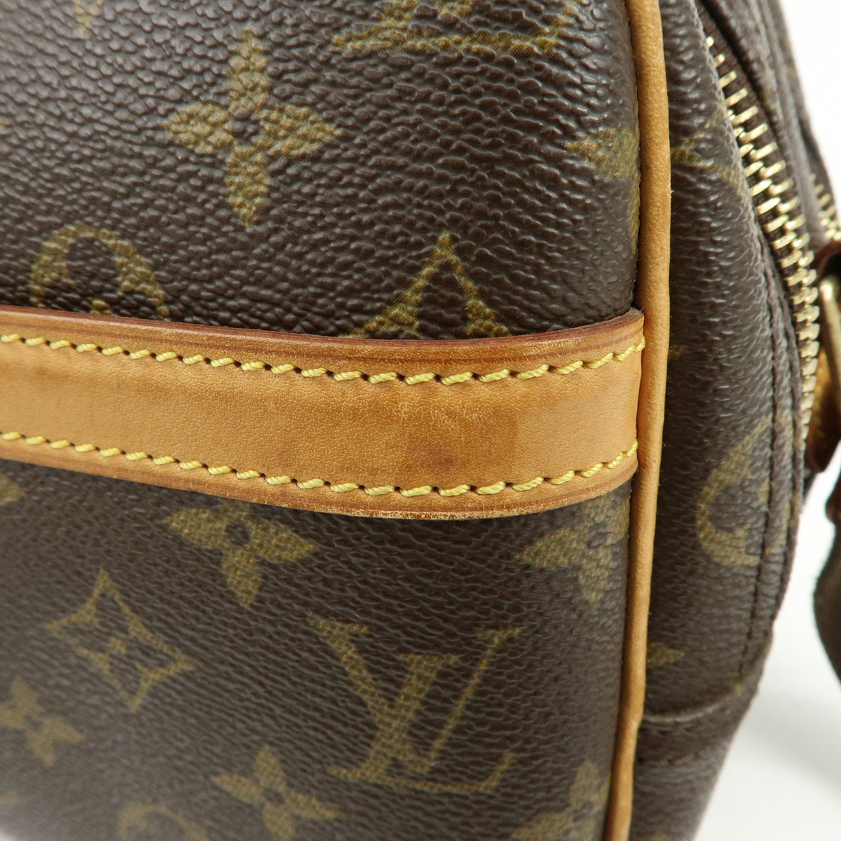 Louis Vuitton Reporter Monogram Canvas Brown Canvas Shoulder Bag Bag (Pre-Owned)