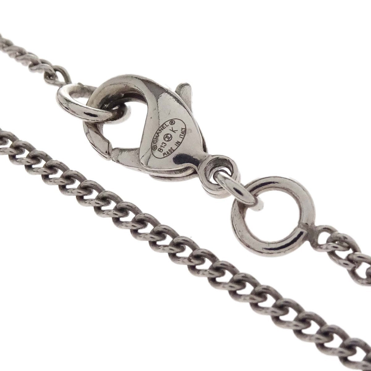 Chanel Cc Clover Pendant Chain Metal With Enamel Silver Silver_Plated Necklace Jewelry (Pre-Owned)