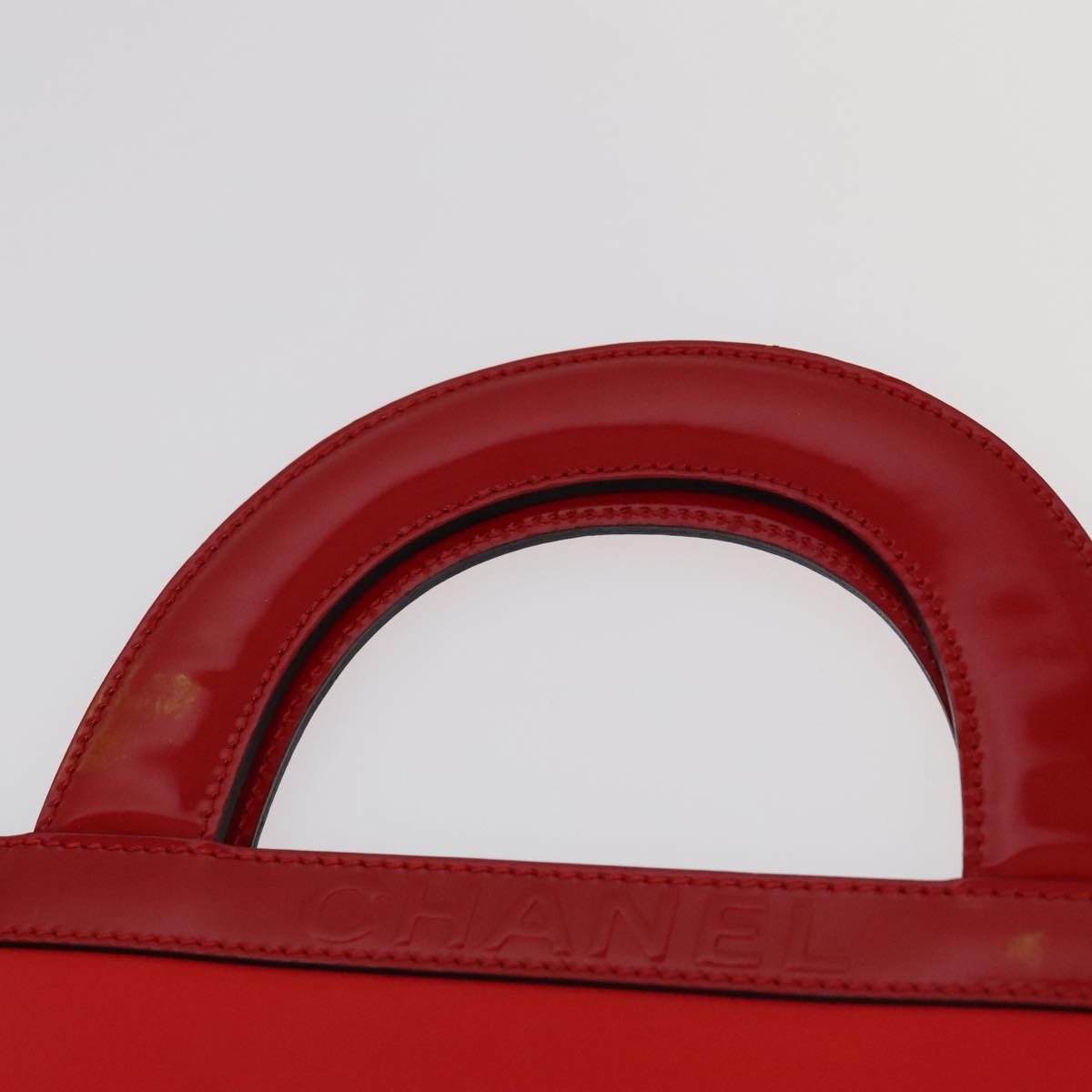 Chanel Vintage Portrait Tote Printed Leather And Quilted Patent Red Leather Tote Bag Bag (Pre-Owned)
