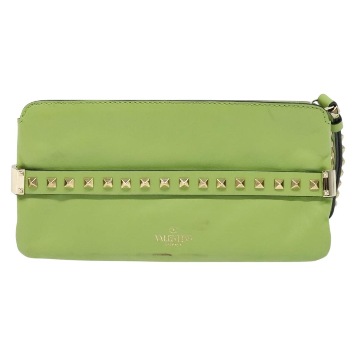Valentino Garavani Rockstud Wristlet Leather Green Leather Clutche & Pouche Bag (Pre-Owned)