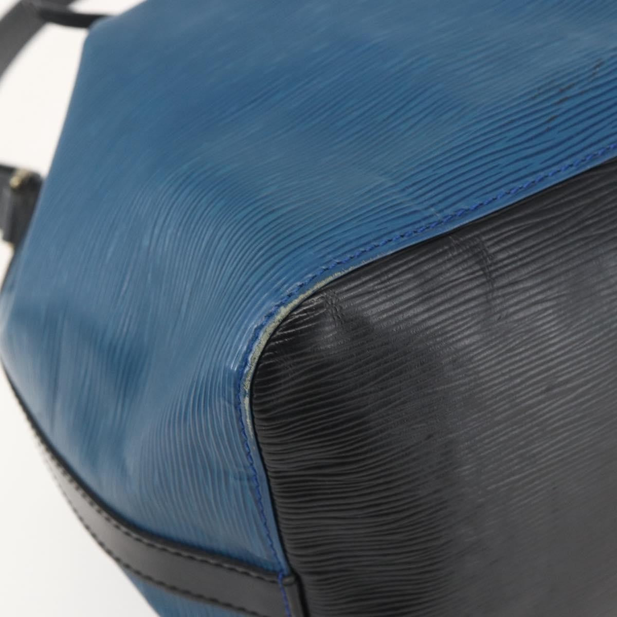 Louis Vuitton Bicolor Petit Noe Epi Leather Blue Leather Shoulder Bag Bag (Pre-Owned)