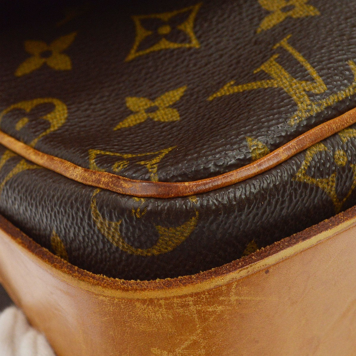 Louis Vuitton Cartouchiere Monogram Canvas Brown Canvas Handbag (Pre-Owned)