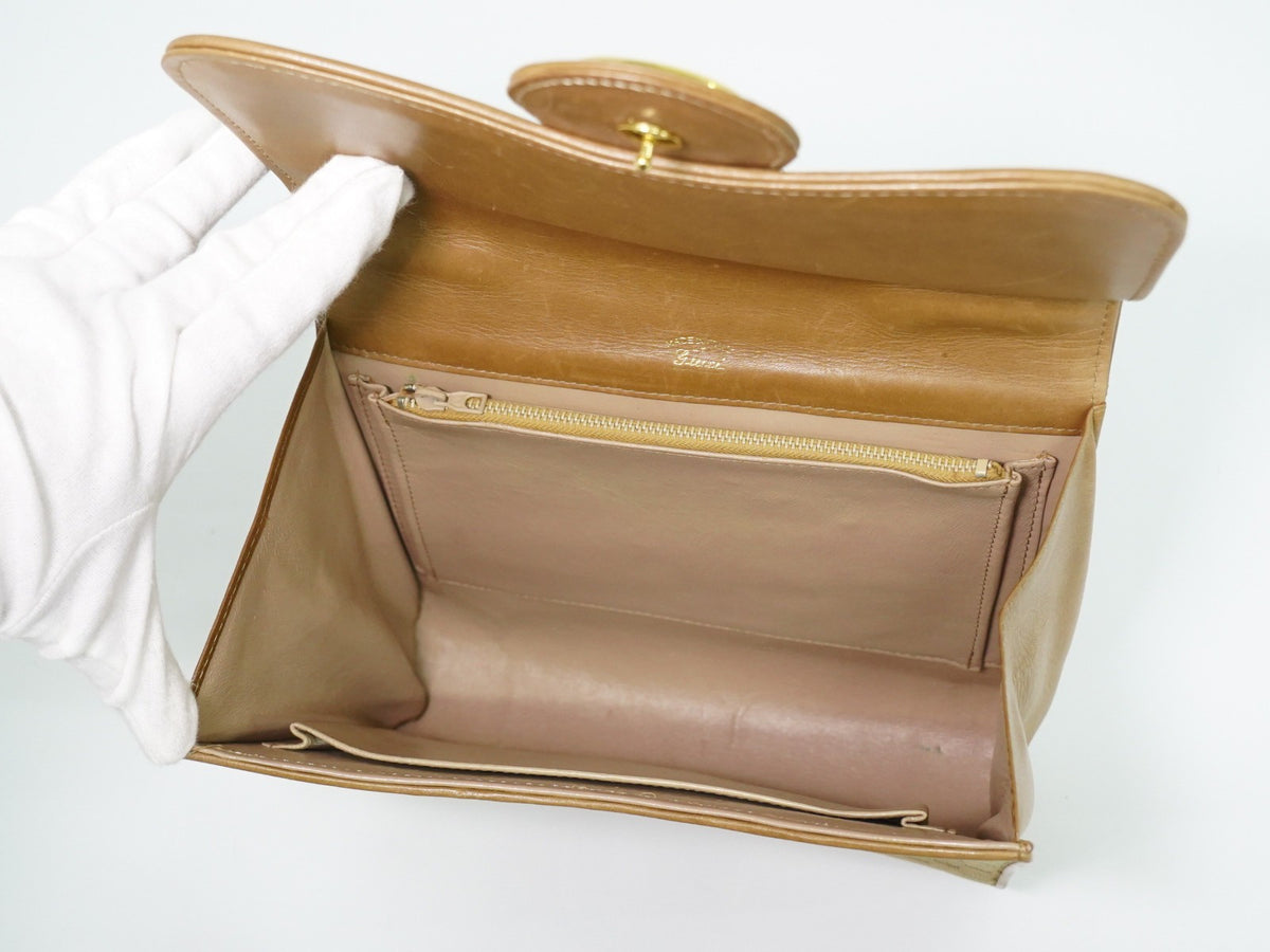 Gucci Shoulder Canvas Beige Canvas Shoulder Bag Bag (Pre-Owned)