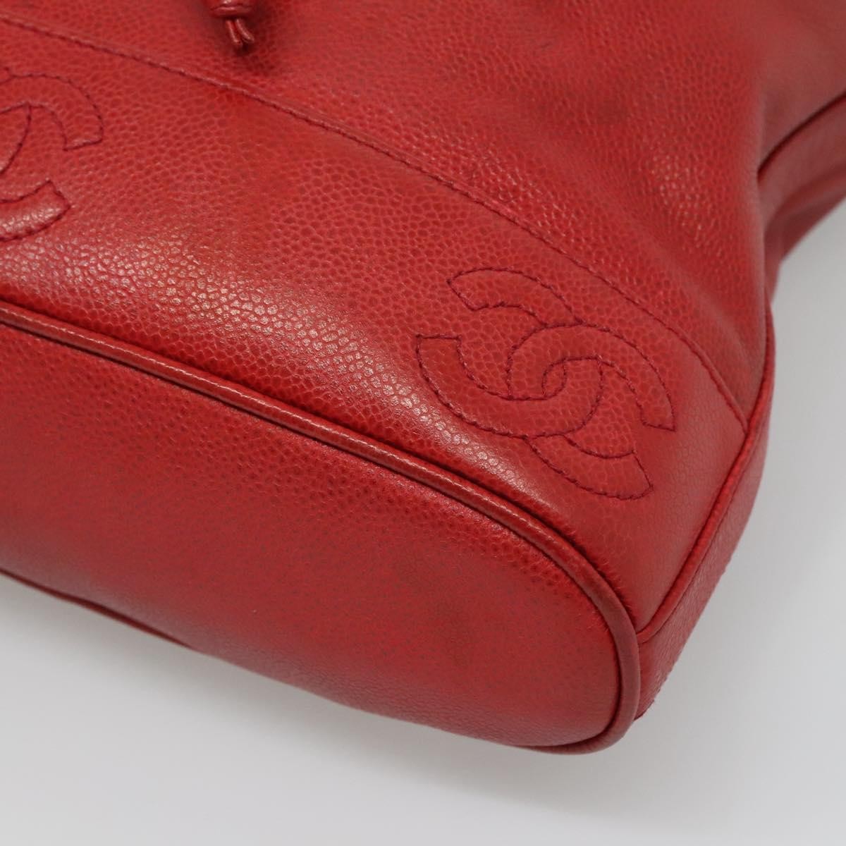 Chanel Vintage Caviar Red Leather Backpack Bag (Pre-Owned)