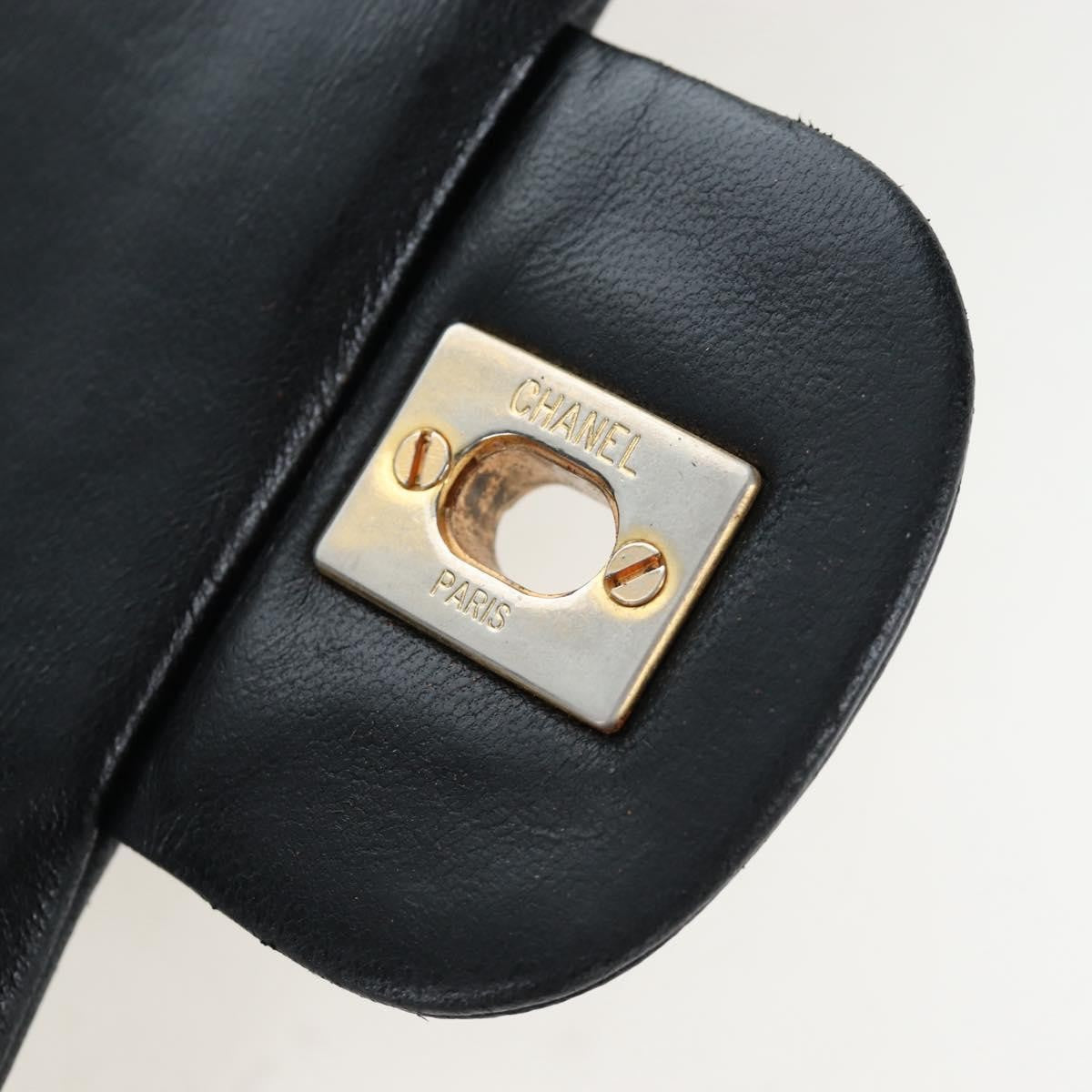 Chanel Double Stitch Full Flap Chevron Lambskin Black Leather Handbag (Pre-Owned)