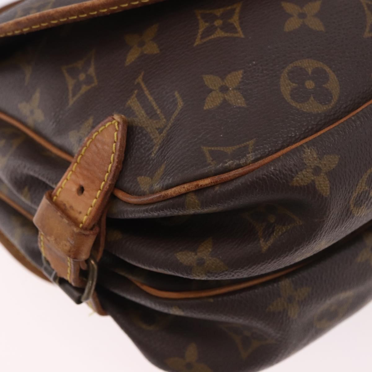 Louis Vuitton Saumur Monogram Canvas Brown Canvas Shoulder Bag Bag (Pre-Owned)