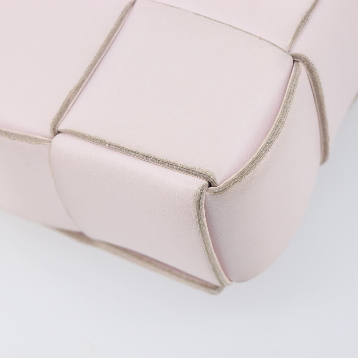 Bottega Veneta Cassette Maxi Intrecciato Leather Pink Leather Crossbody Bag Bag (Pre-Owned)