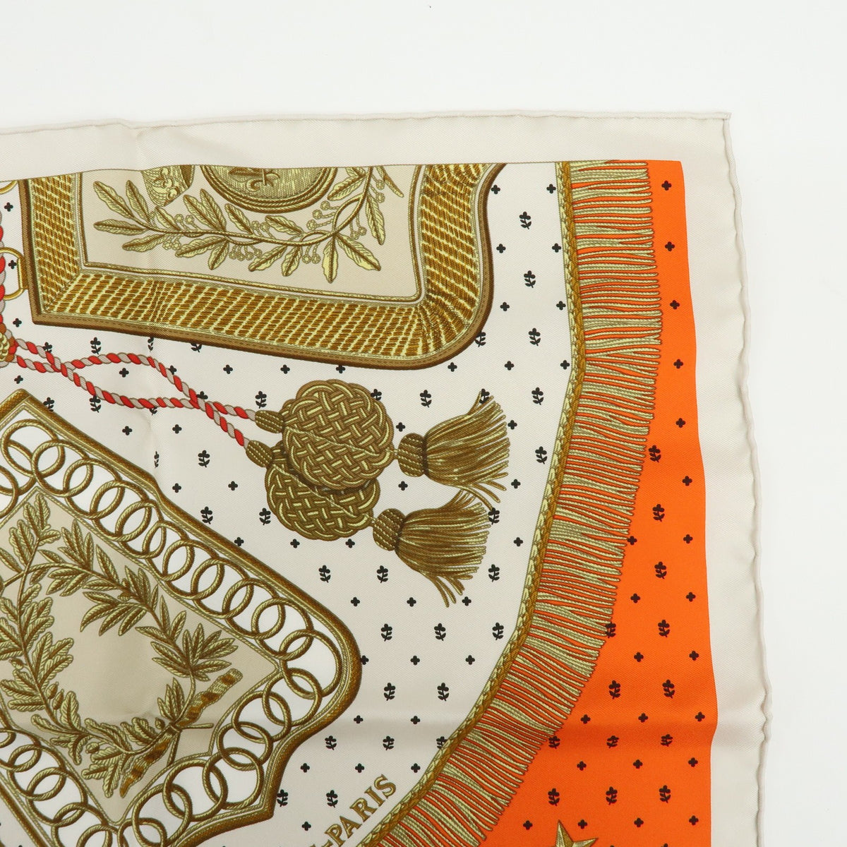 Hermes Carré 42 Silk Orange Silk Scarve & Shawl Accessory (Pre-Owned)