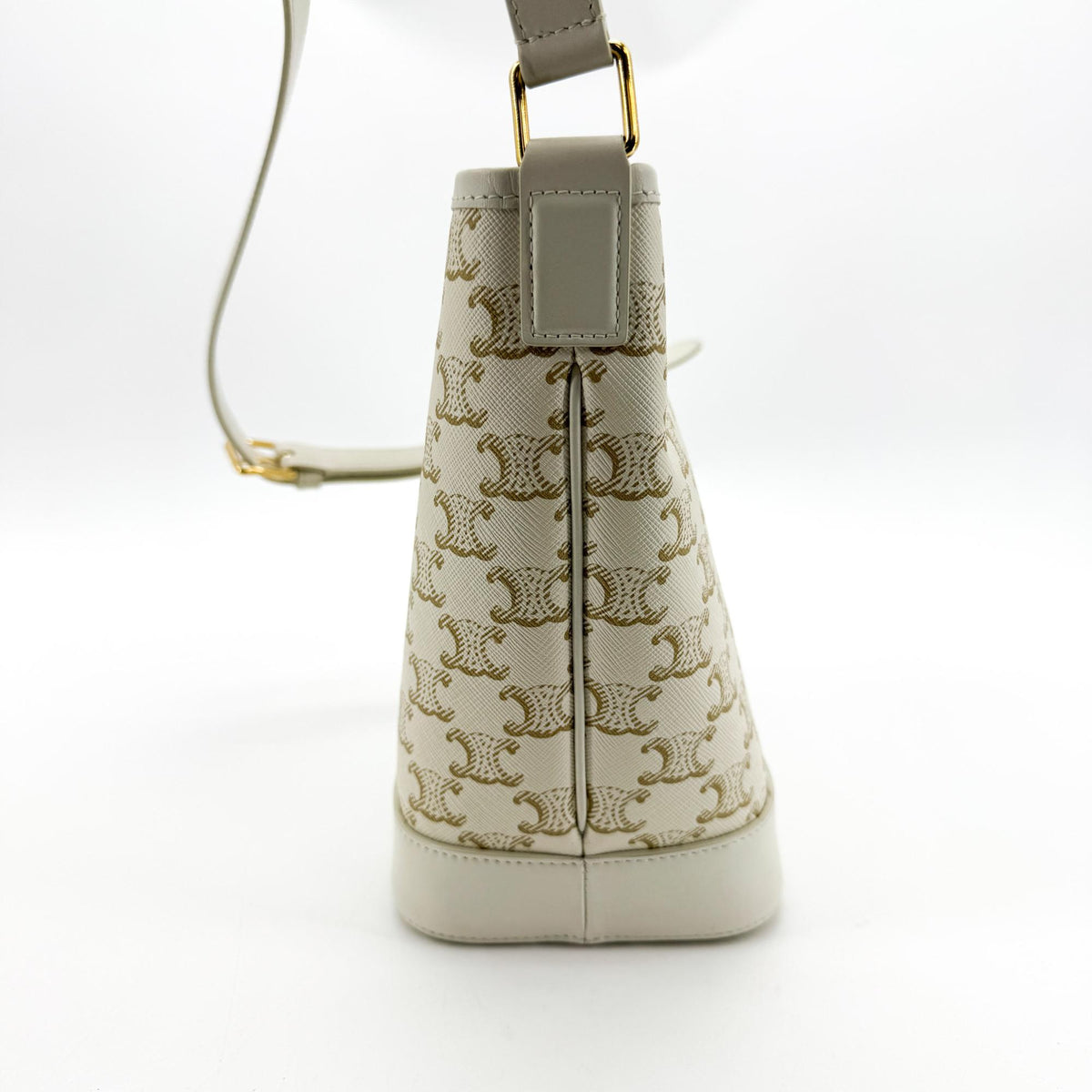 Celine Bucket Triomphe Canvas White Canvas Shoulder Bag Bag (Pre-Owned)