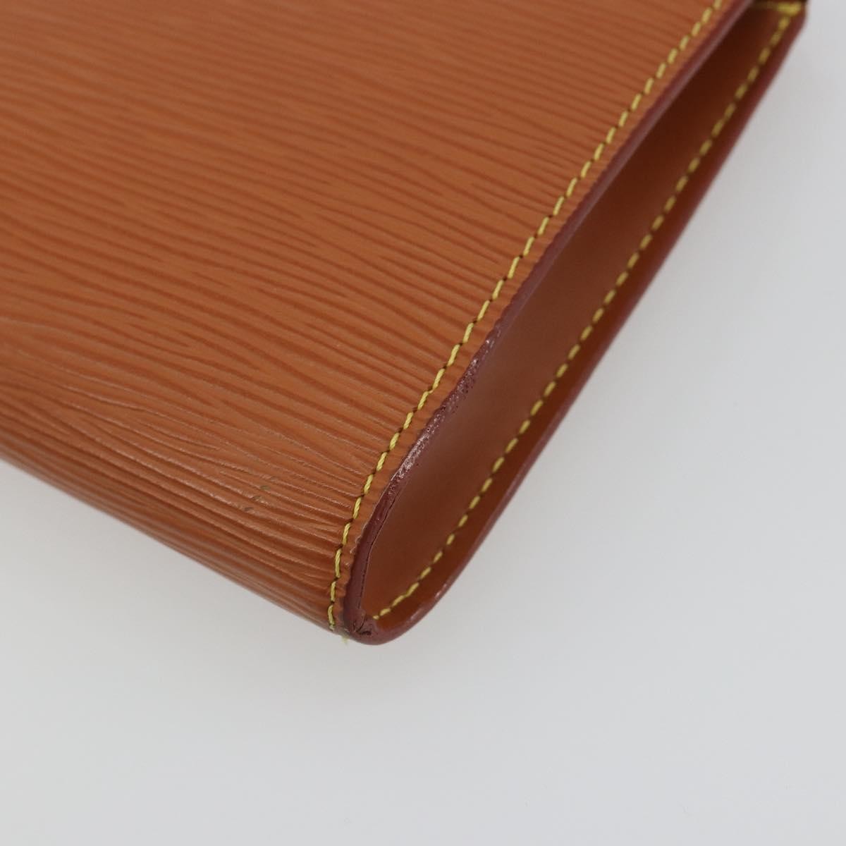 Louis Vuitton Pochette Accessoires Epi Brown Leather Clutche & Pouche Bag (Pre-Owned)
