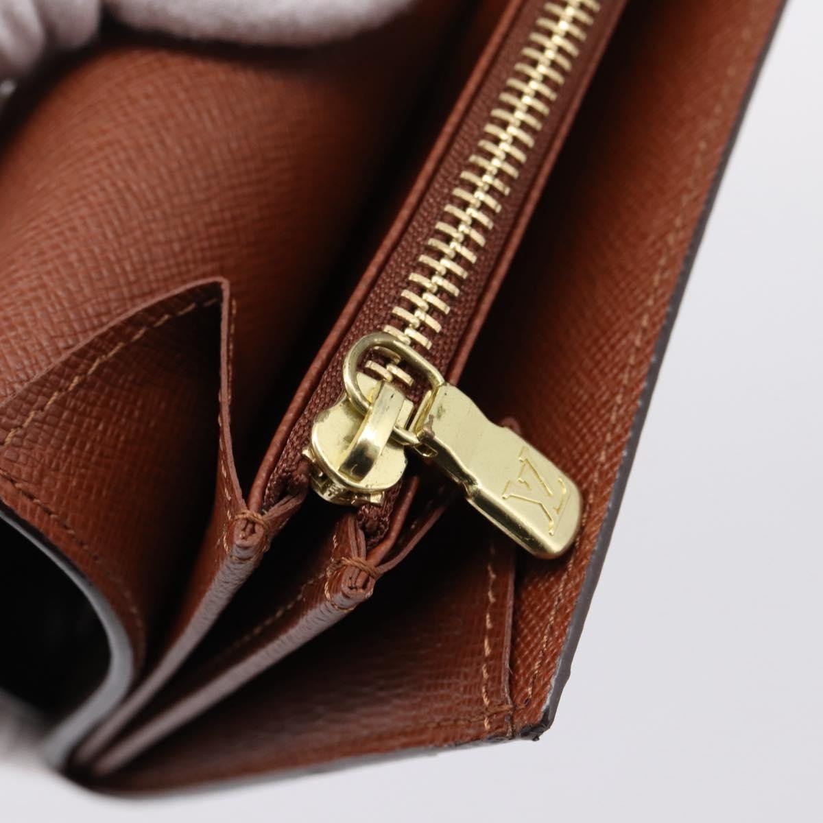 Louis Vuitton Sarah Limited Edition Monogram Graffiti Khaki Canvas Wallets Accessory (Pre-Owned)