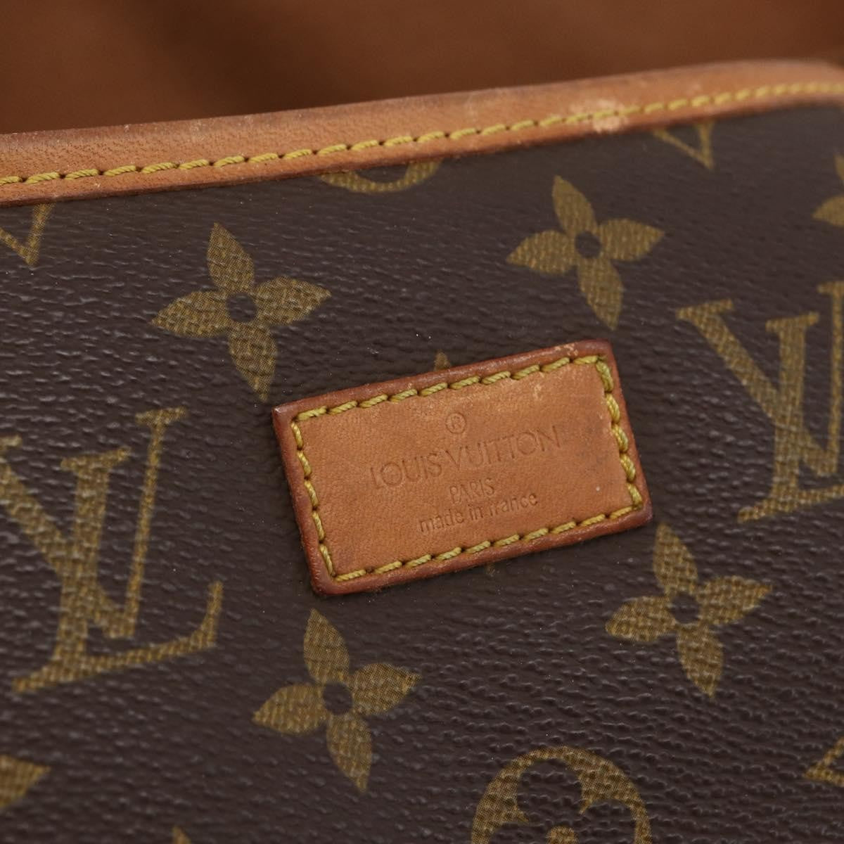 Louis Vuitton Saumur Monogram Canvas Brown Canvas Shoulder Bag Bag (Pre-Owned)