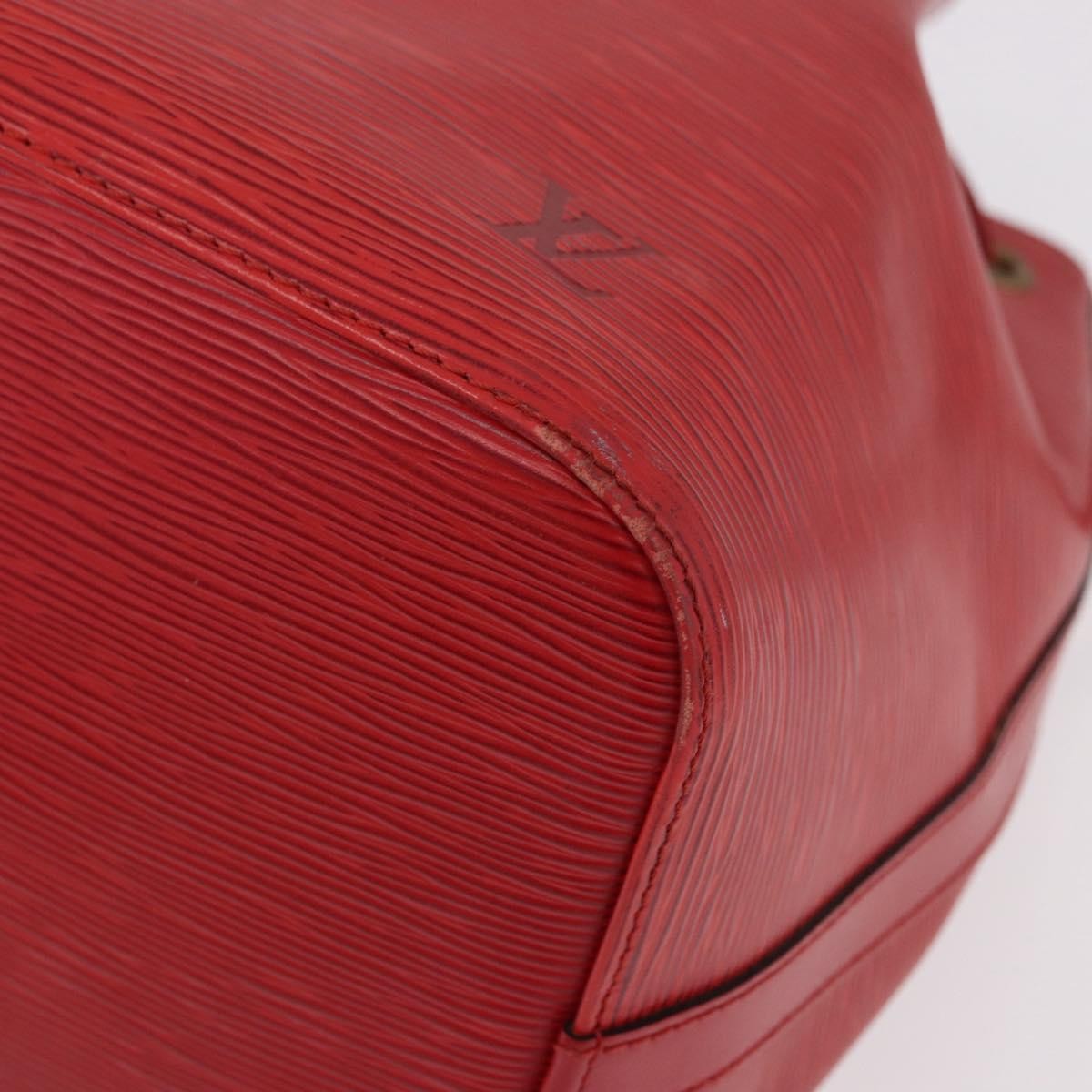 Louis Vuitton Petit Noe Epi Leather Red Leather Shoulder Bag Bag (Pre-Owned)