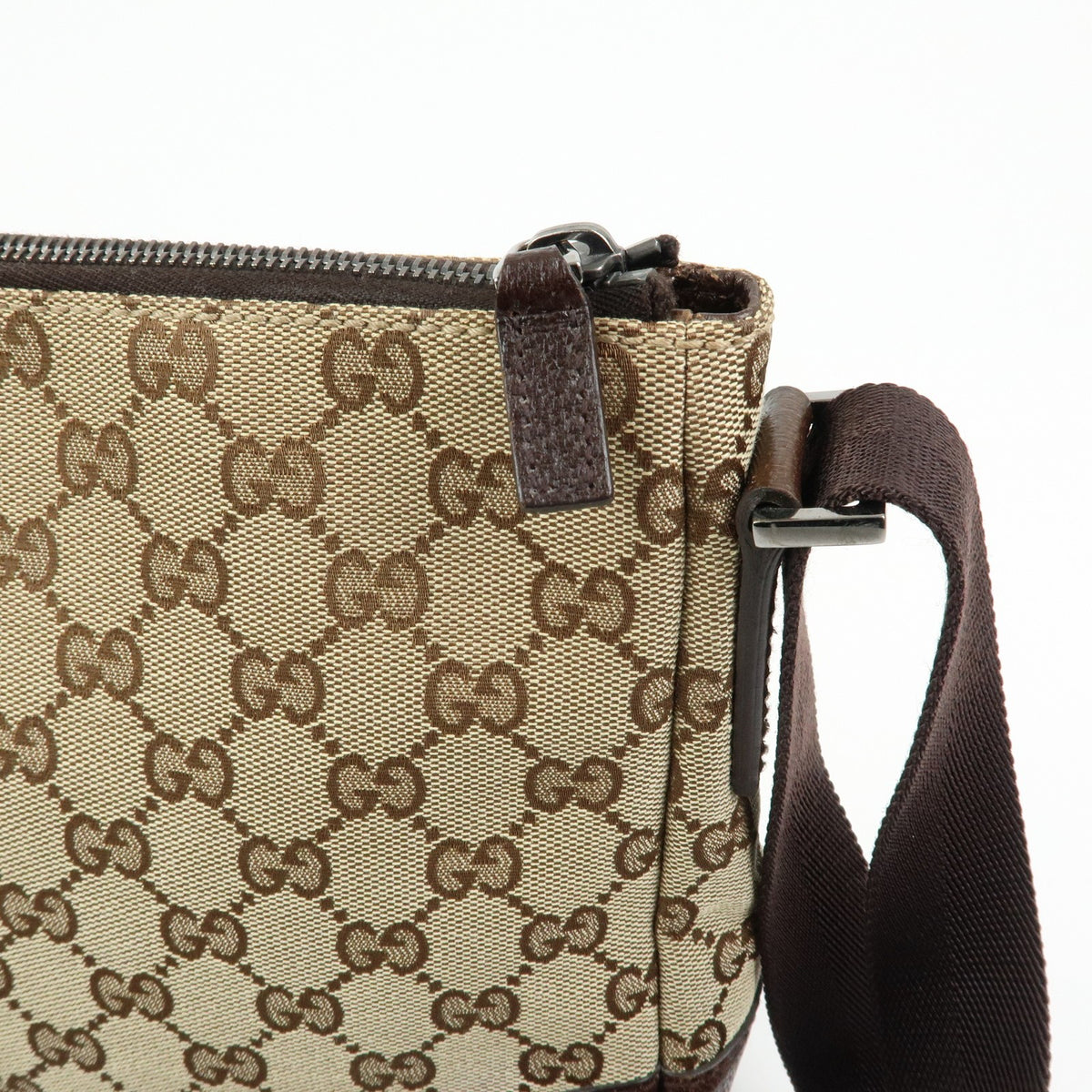 Gucci Joy Messenger Gg Canvas Beige Canvas Handbag (Pre-Owned)