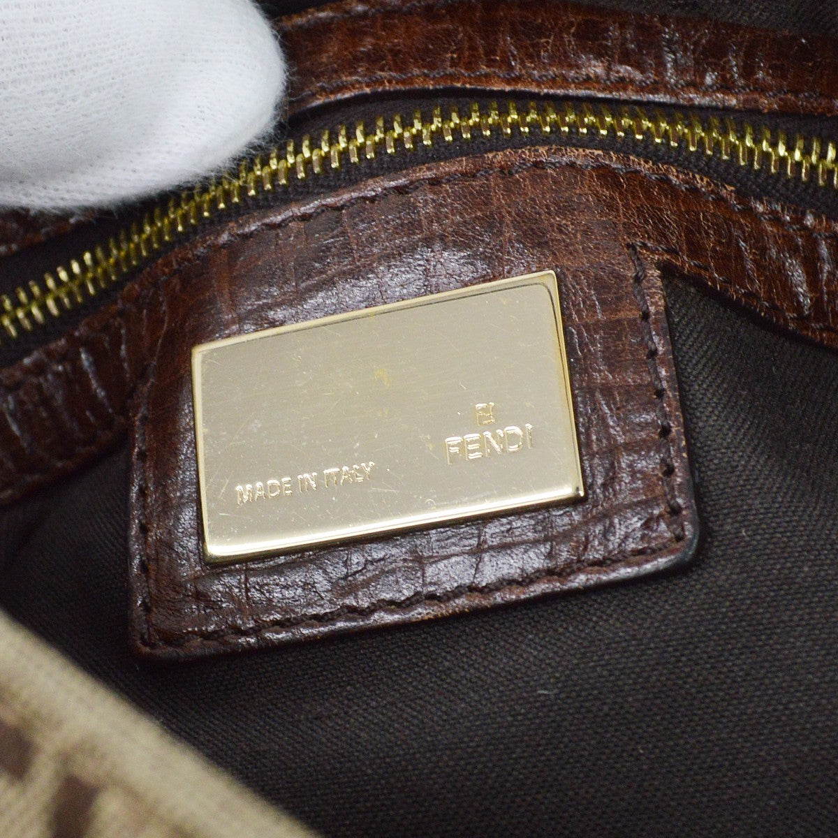 Fendi Zucchino Canvas Mamma Baguette Canvas Brown Canvas Shoulder Bag Bag (Pre-Owned)