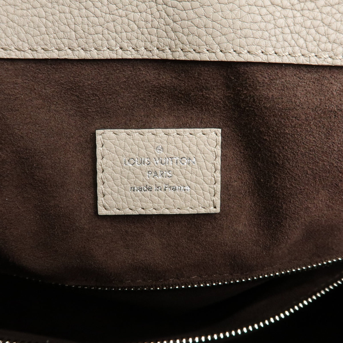 Louis Vuitton Babylone Mahina Leather Beige Leather Handbag (Pre-Owned)