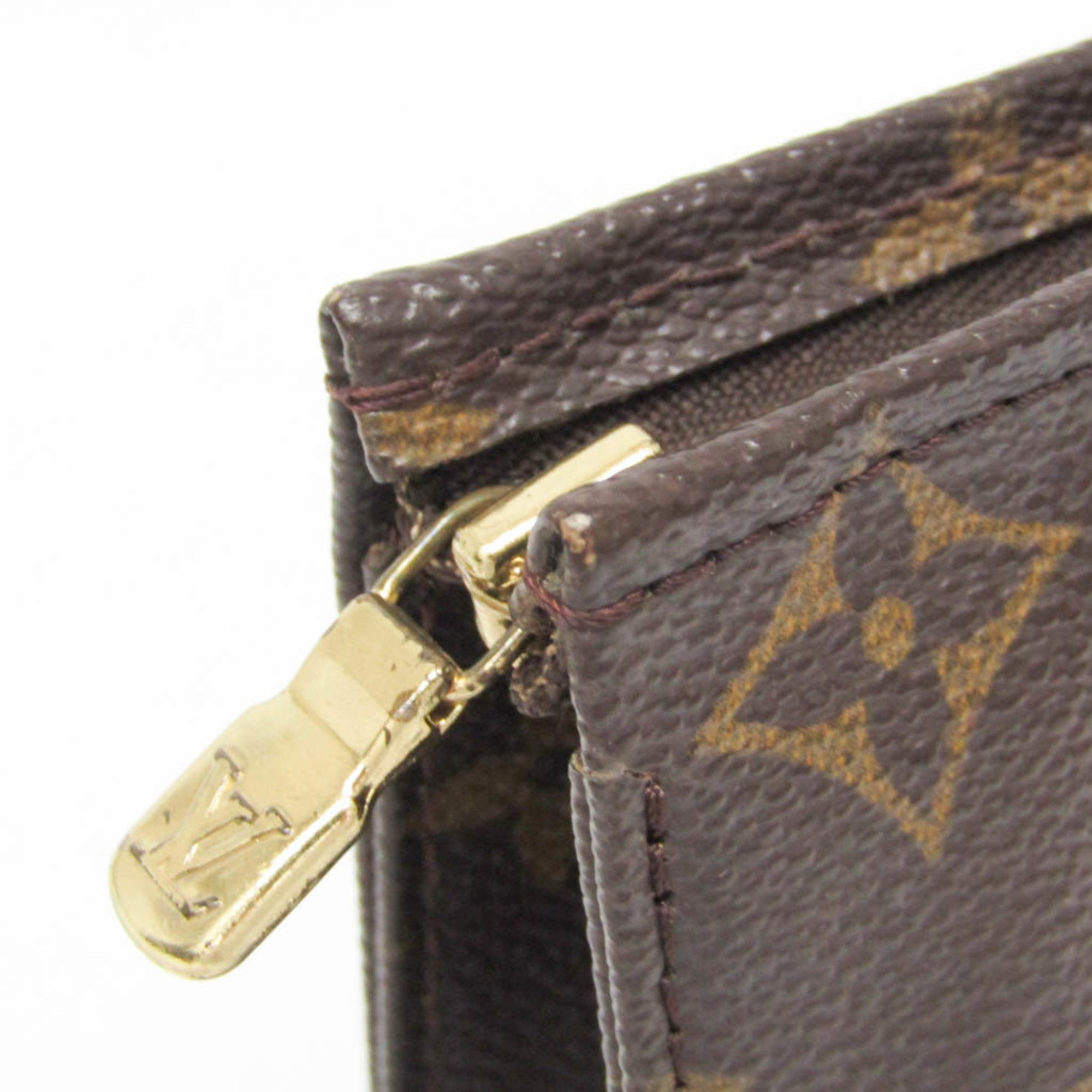 Louis Vuitton Toiletry Monogram Canvas Brown Canvas Clutche & Pouche Bag (Pre-Owned)